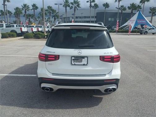 2025 Mercedes-Benz AMG GLB 35 Base