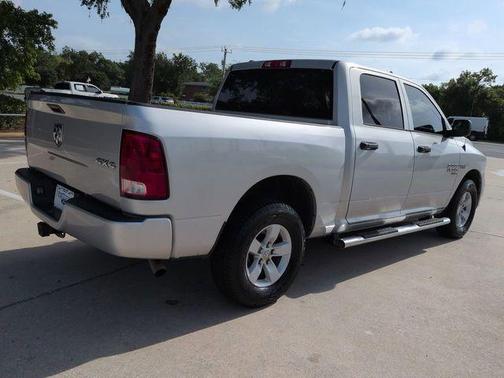 Bright Silver Clearcoat Metallic 2019 RAM 1500 Classic Express