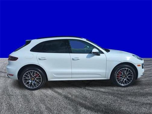 2018 Porsche Macan Turbo