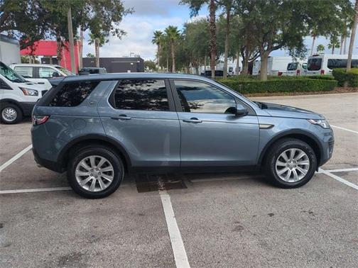 2019 Land Rover Discovery Sport SE