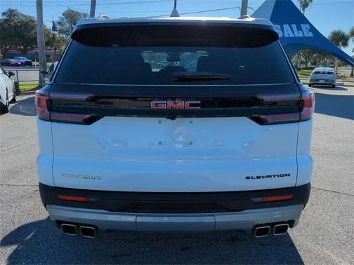 2025 GMC Acadia Elevation
