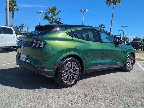 2025 Ford Mustang Mach-E Premium