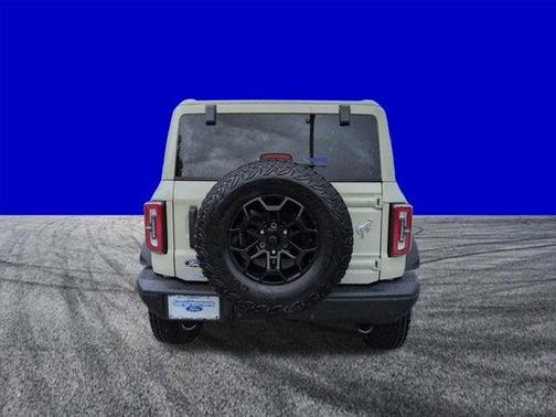 Desert Sand 2026 Ford Bronco Badlands