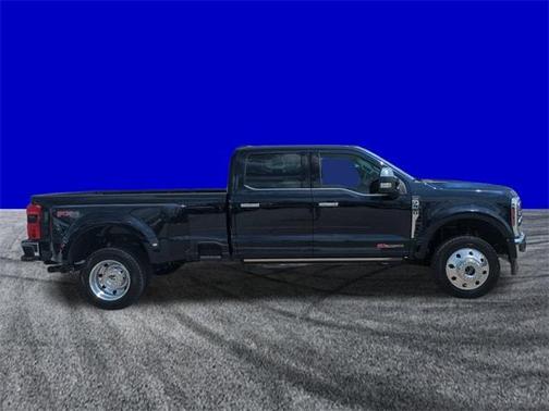 2025 Ford F-450 Lariat