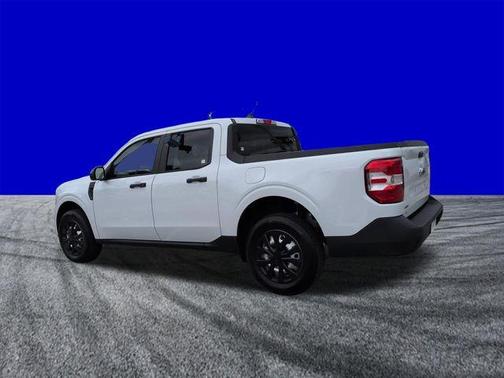 Oxford White 2024 Ford Maverick XL