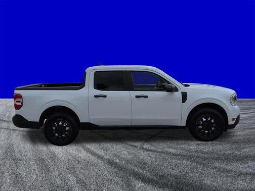 Oxford White 2024 Ford Maverick XL