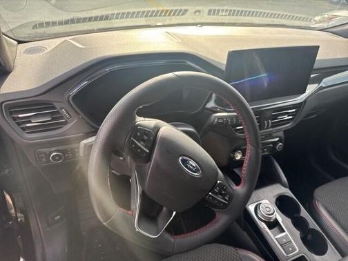 2023 Ford Escape ST-Line Elite