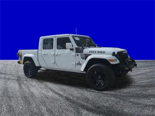 2023 Jeep Gladiator Overland