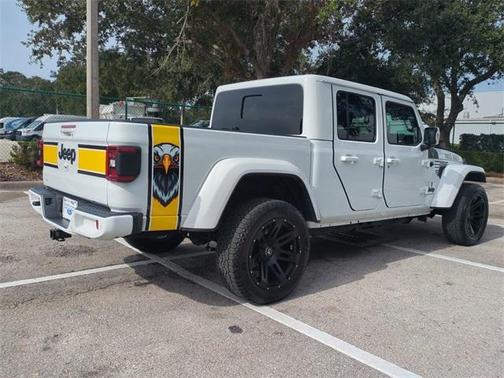 2023 Jeep Gladiator Overland