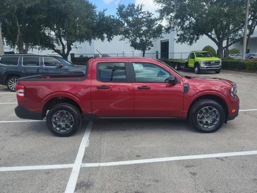 2025 Ford Maverick XLT