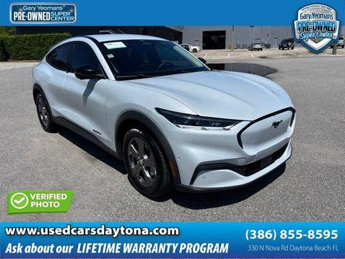 White Metallic 2023 Ford Mustang Mach-E Select