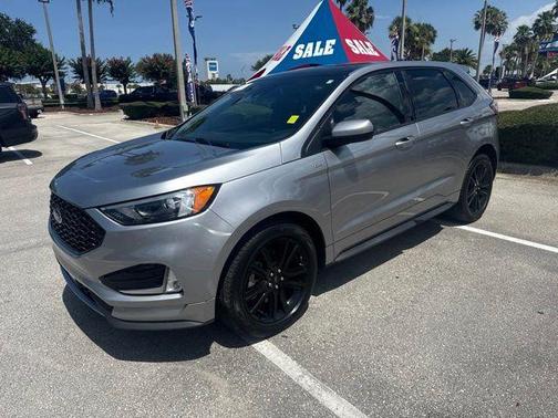 Silver Metallic 2021 Ford Edge ST Line
