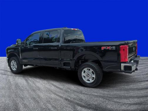 2025 Ford F-250 XLT