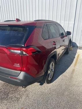 2021 Toyota RAV4 Hybrid XLE Premium