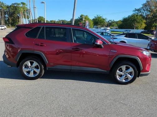 2021 Toyota RAV4 Hybrid XLE Premium