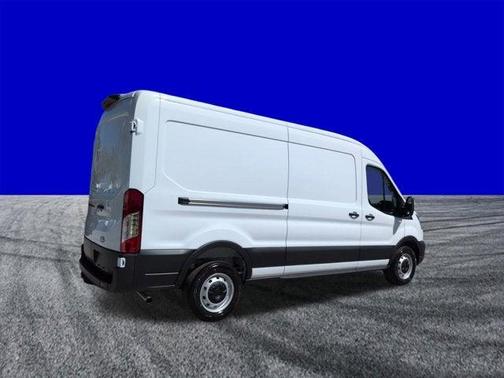 2026 Ford Transit-250 148 WB Medium Roof Cargo