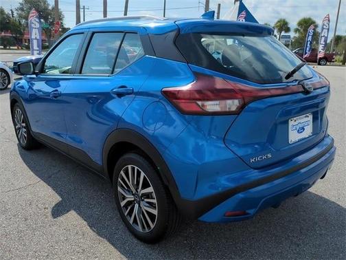 2024 Nissan Kicks SV
