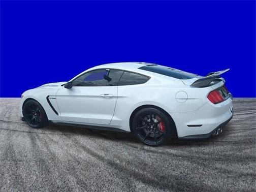 2018 Ford Shelby GT350 Base