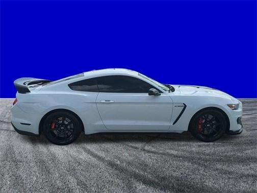 2018 Ford Shelby GT350 Base