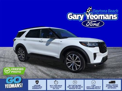 White 2026 Ford Explorer ST-Line