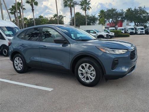 2026 Ford Escape SE