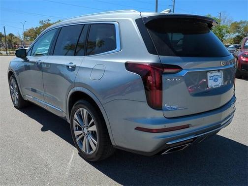 2023 Cadillac XT6 Premium Luxury FWD