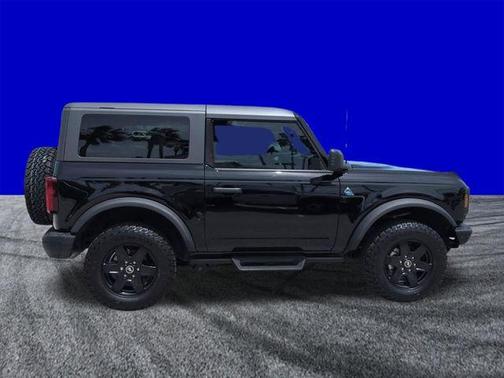 Shadow Black 2024 Ford Bronco Black Diamond