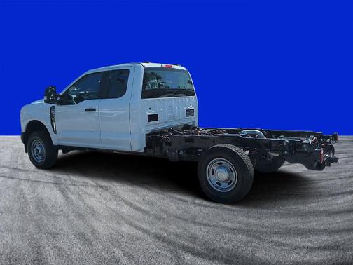 2025 Ford F-250