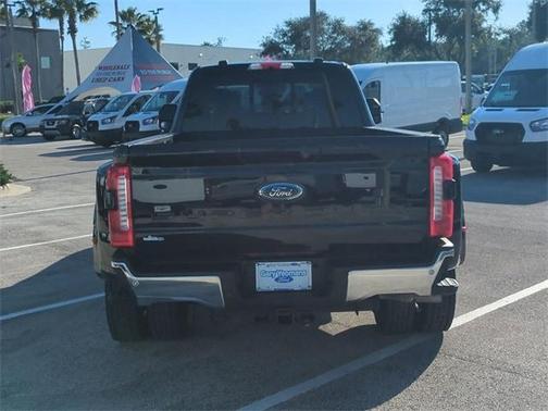 2023 Ford F-450 Lariat