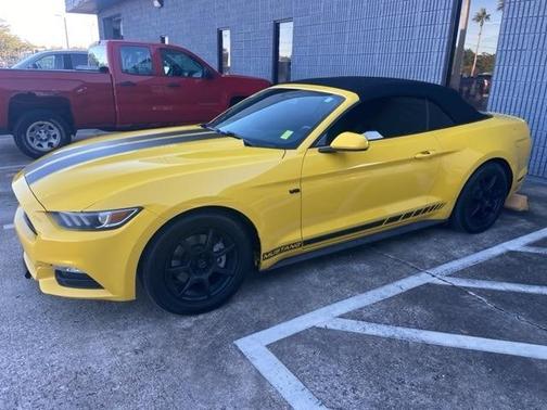 2015 Ford Mustang V6