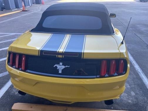 2015 Ford Mustang V6