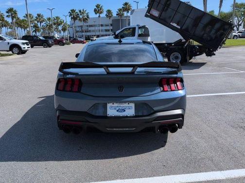 2024 Ford Mustang Dark Horse