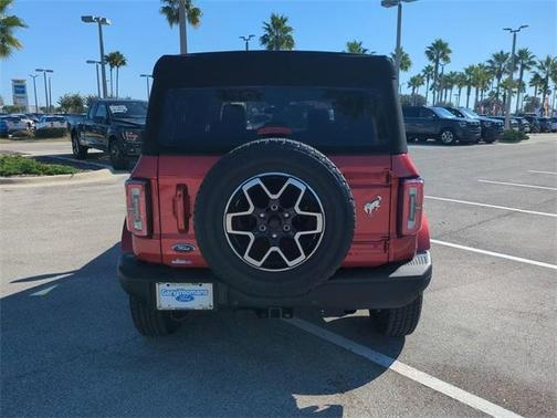 2024 Ford Bronco Outer Banks