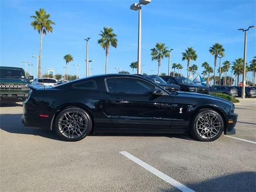 2013 Ford Shelby GT500 Base