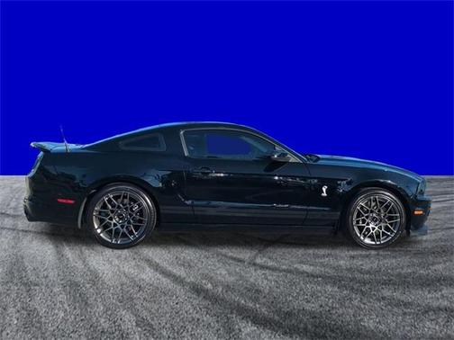 2013 Ford Shelby GT500 Base