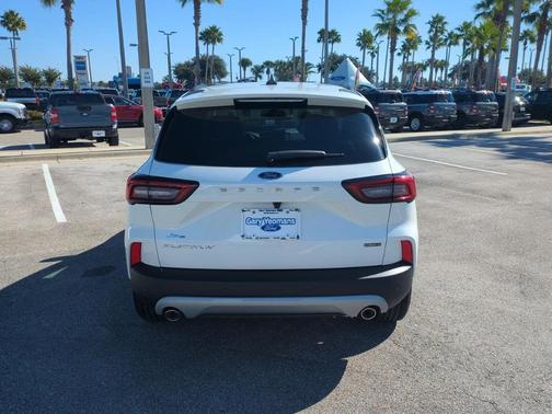 2026 Ford Escape Platinum