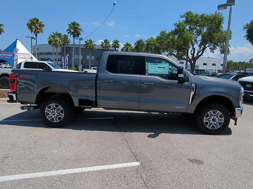 2025 Ford F-350 Lariat Super Duty