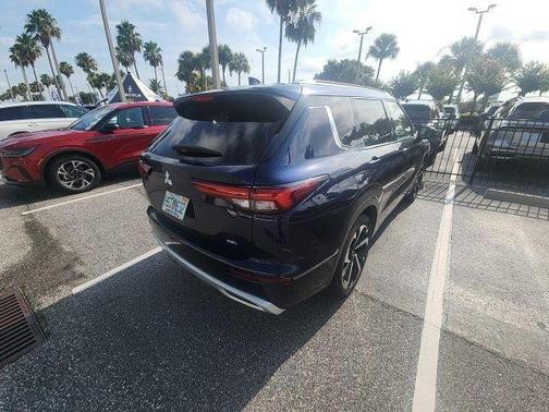 Cosmic Blue Metallic 2022 Mitsubishi Outlander SEL