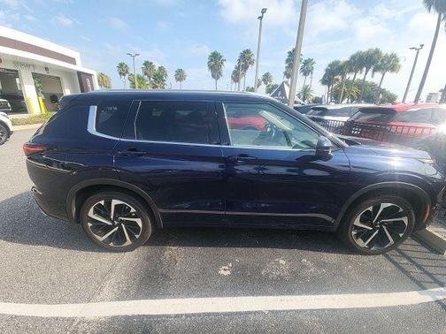 Cosmic Blue Metallic 2022 Mitsubishi Outlander SEL
