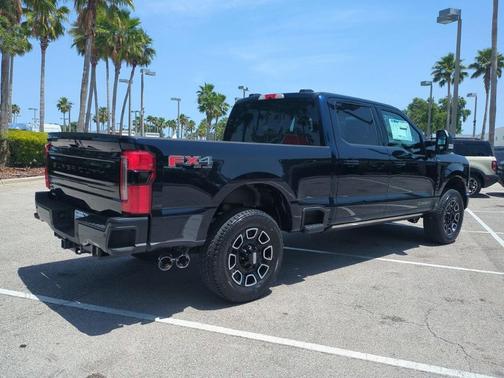 2025 Ford F-250 Platinum