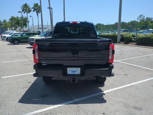2025 Ford F-250 Platinum