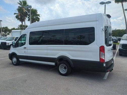 2025 Ford Transit-350 XL