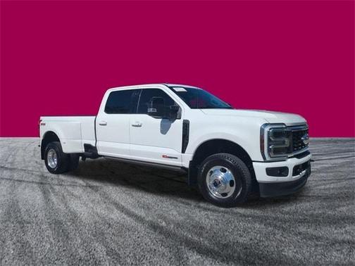 2025 Ford F-350 Platinum