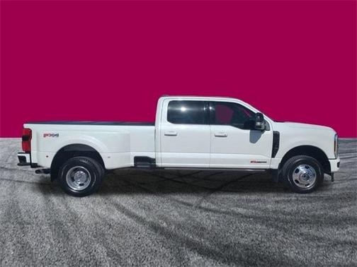 2025 Ford F-350 Platinum