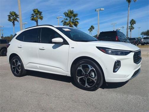 2023 Ford Escape ST-Line Elite