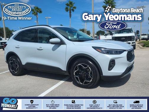 2025 Ford Escape Platinum