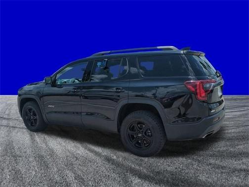 2020 GMC Acadia AT4