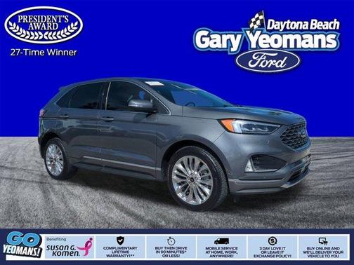 2022 Ford Edge Titanium