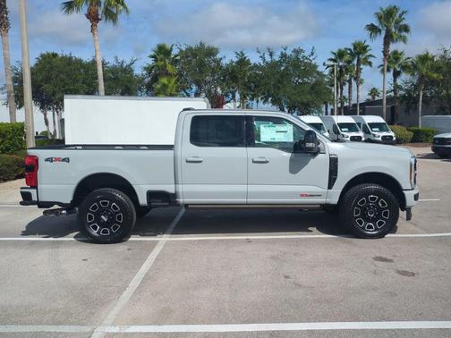 2026 Ford F-250 Platinum