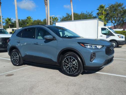 2026 Ford Escape Base